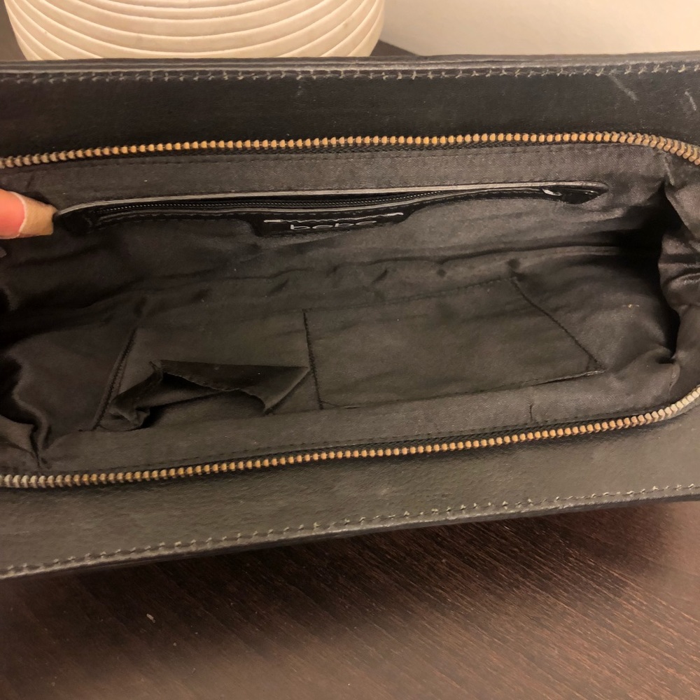 Bebe Black clutch - Picture 3 of 8